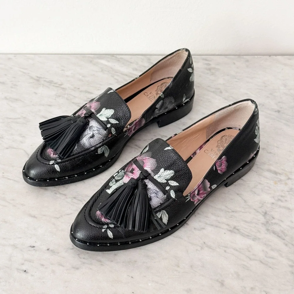 Vince Camuto Geralin Floral Loafers 8.5 Black Leather Studded Almond Toe Flats